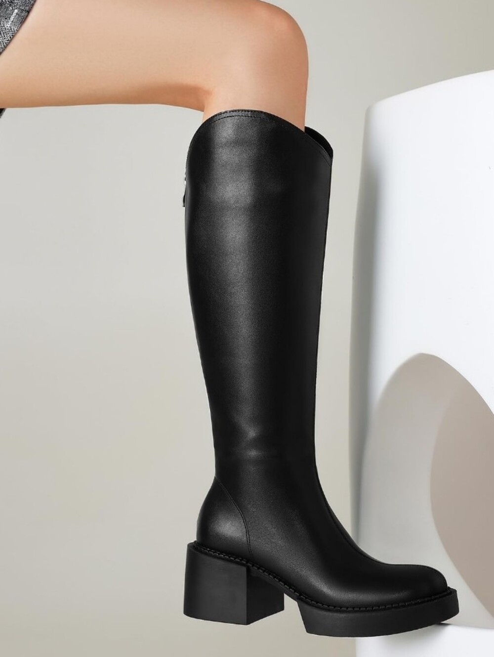 Classic Black Knee-High Block Heel Boots - Women's - Picture 3 of 10